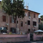 La Garbatella Apartment